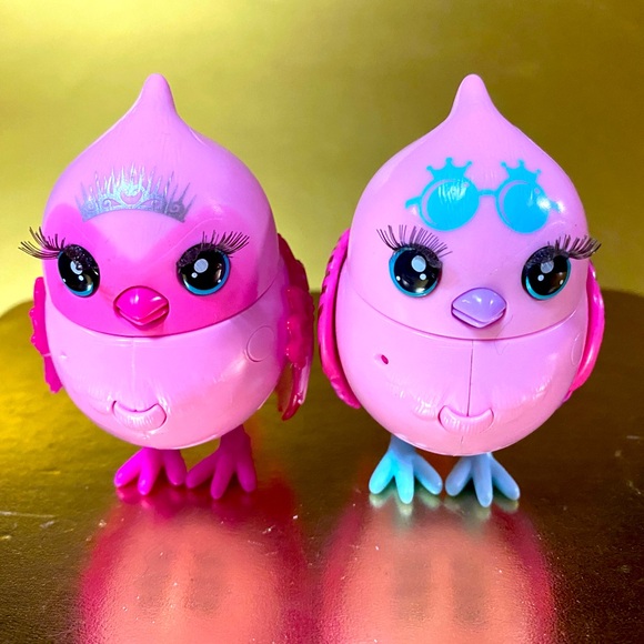 LITTLE LIVE PETS LIL’ BIRD PRINCESS POLLY & TIARA TWEETS THEY TWEET & MOVE HEADS - Picture 2 of 11